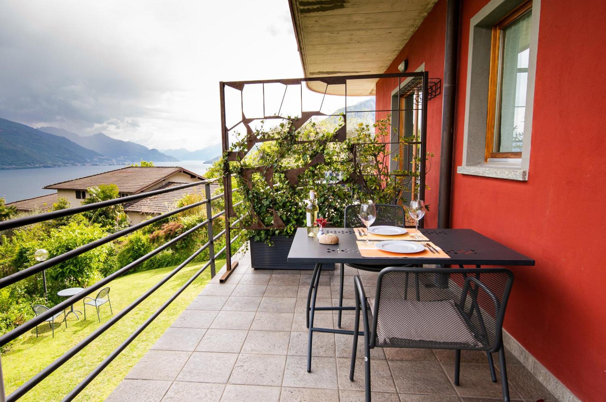 غْرافيدونا Bed And Breakfast Studios Alto Lago Di Como المظهر الخارجي الصورة