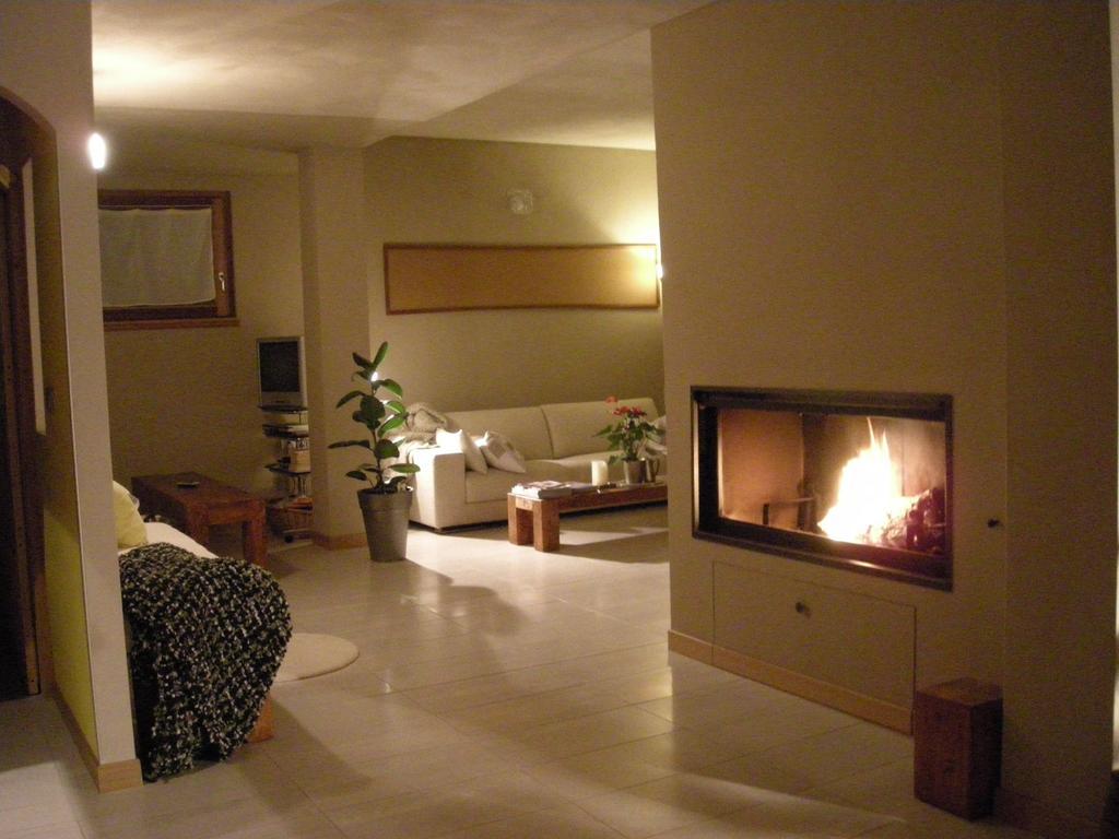 غْرافيدونا Bed And Breakfast Studios Alto Lago Di Como المظهر الخارجي الصورة