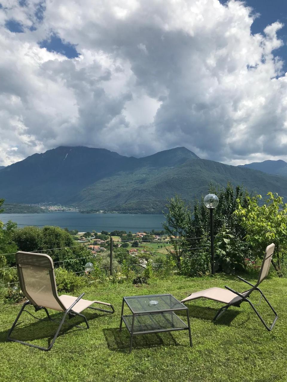 غْرافيدونا Bed And Breakfast Studios Alto Lago Di Como المظهر الخارجي الصورة